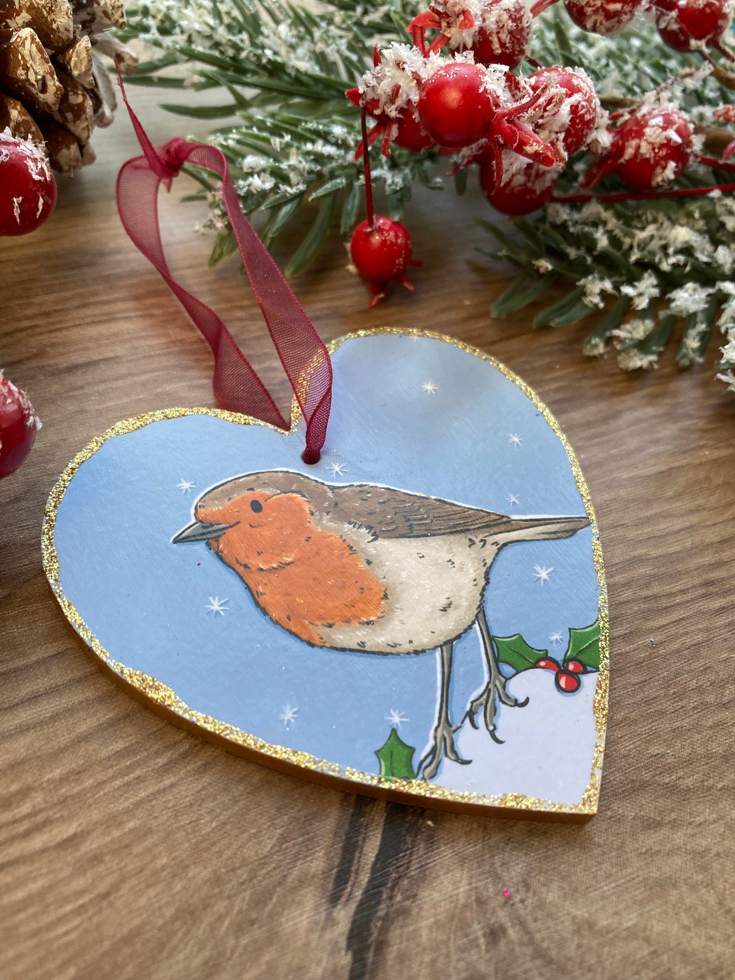 Robin Christmas Tree Decoration - Cute Robin Heart Hanging Tree Ornament - Festive Robin Bird Tree Ornament
