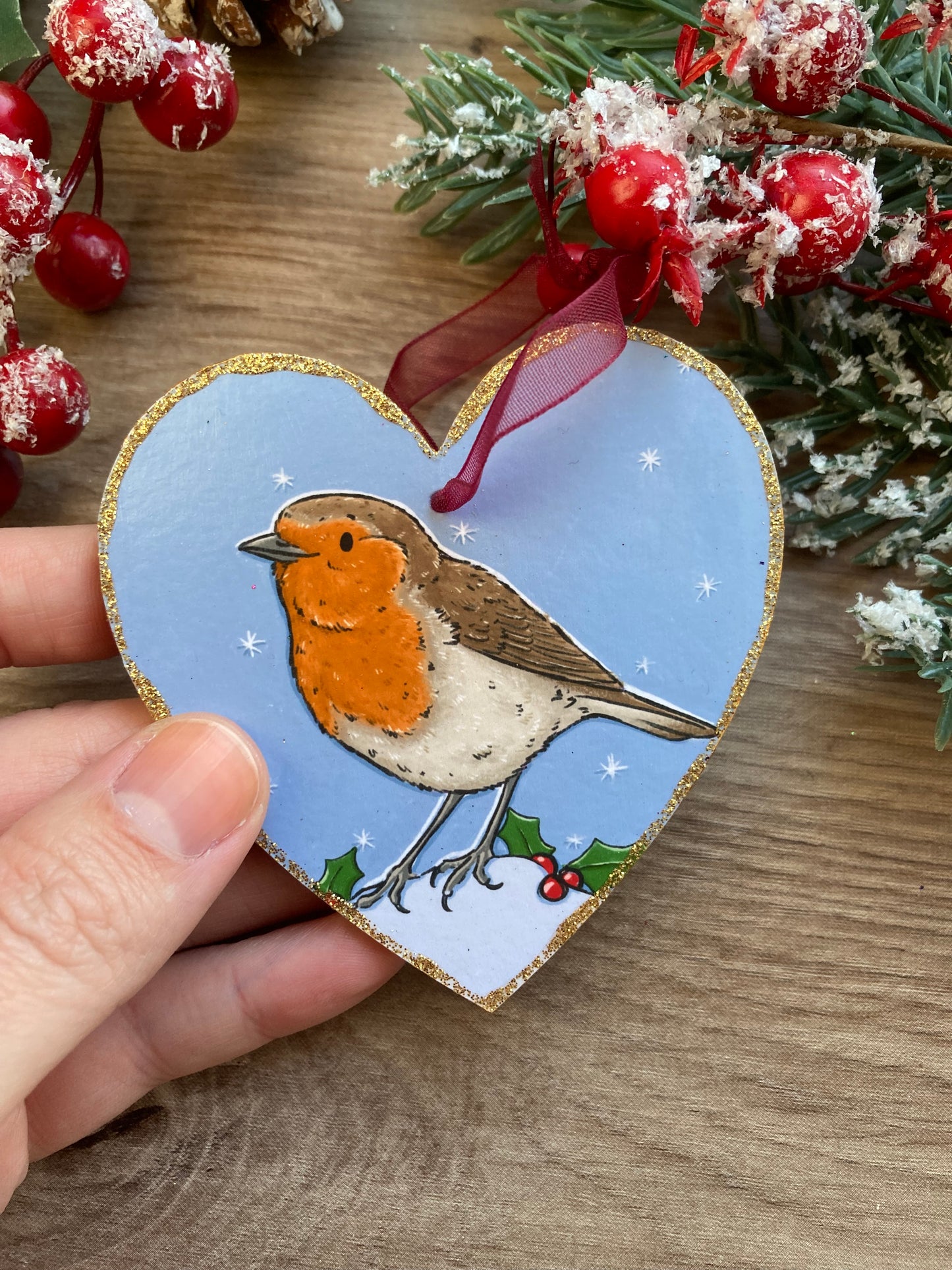 Robin Christmas Tree Decoration - Cute Robin Heart Hanging Tree Ornament - Festive Robin Bird Tree Ornament