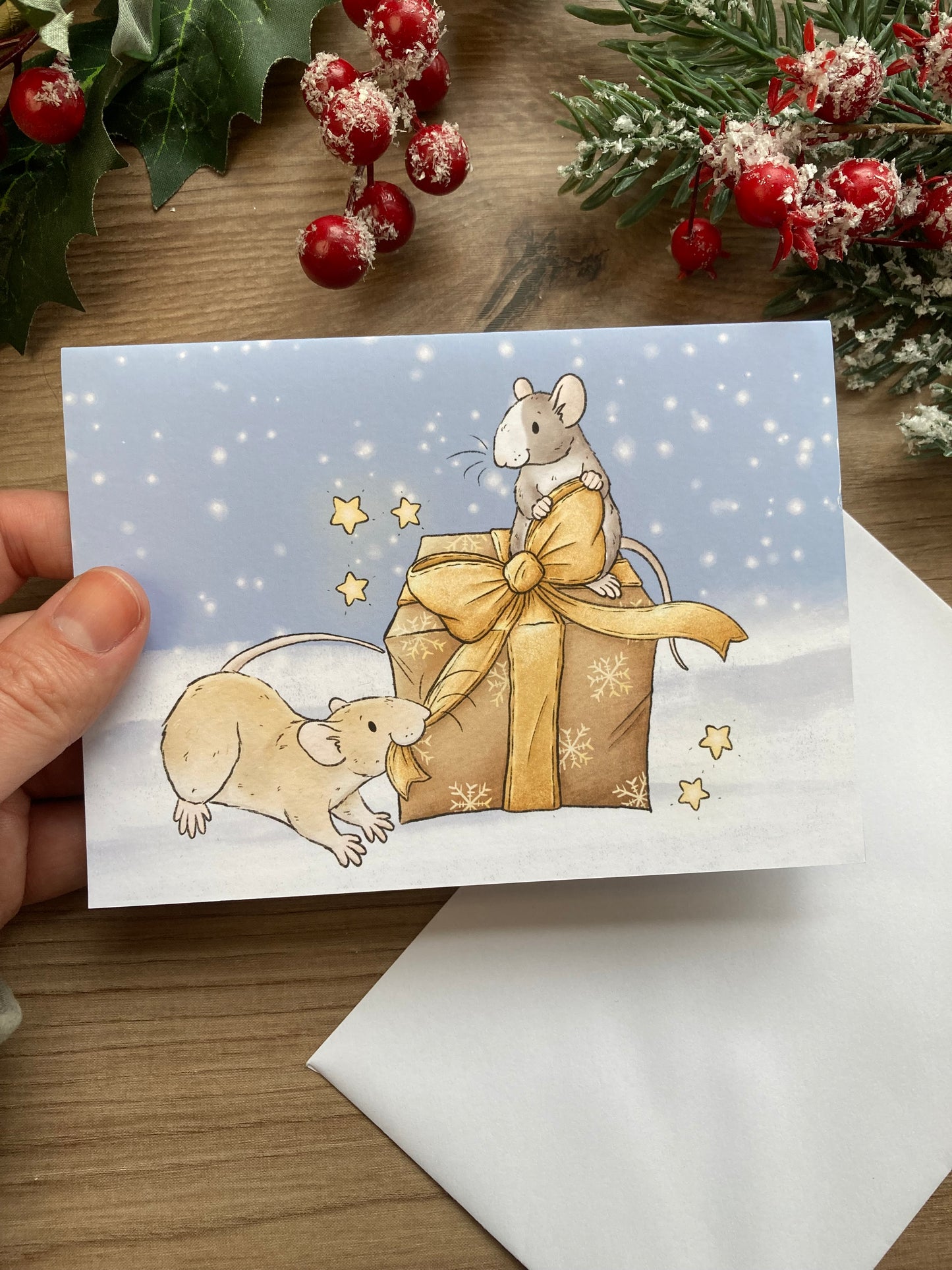 Christmas Wrapping Rats | A6 Christmas Greeting Card