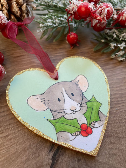 Holly Rat Christmas Tree Decoration - Cute Rat Heart Hanging Tree Ornament - Pet Rat Wooden Heart Tree Ornament
