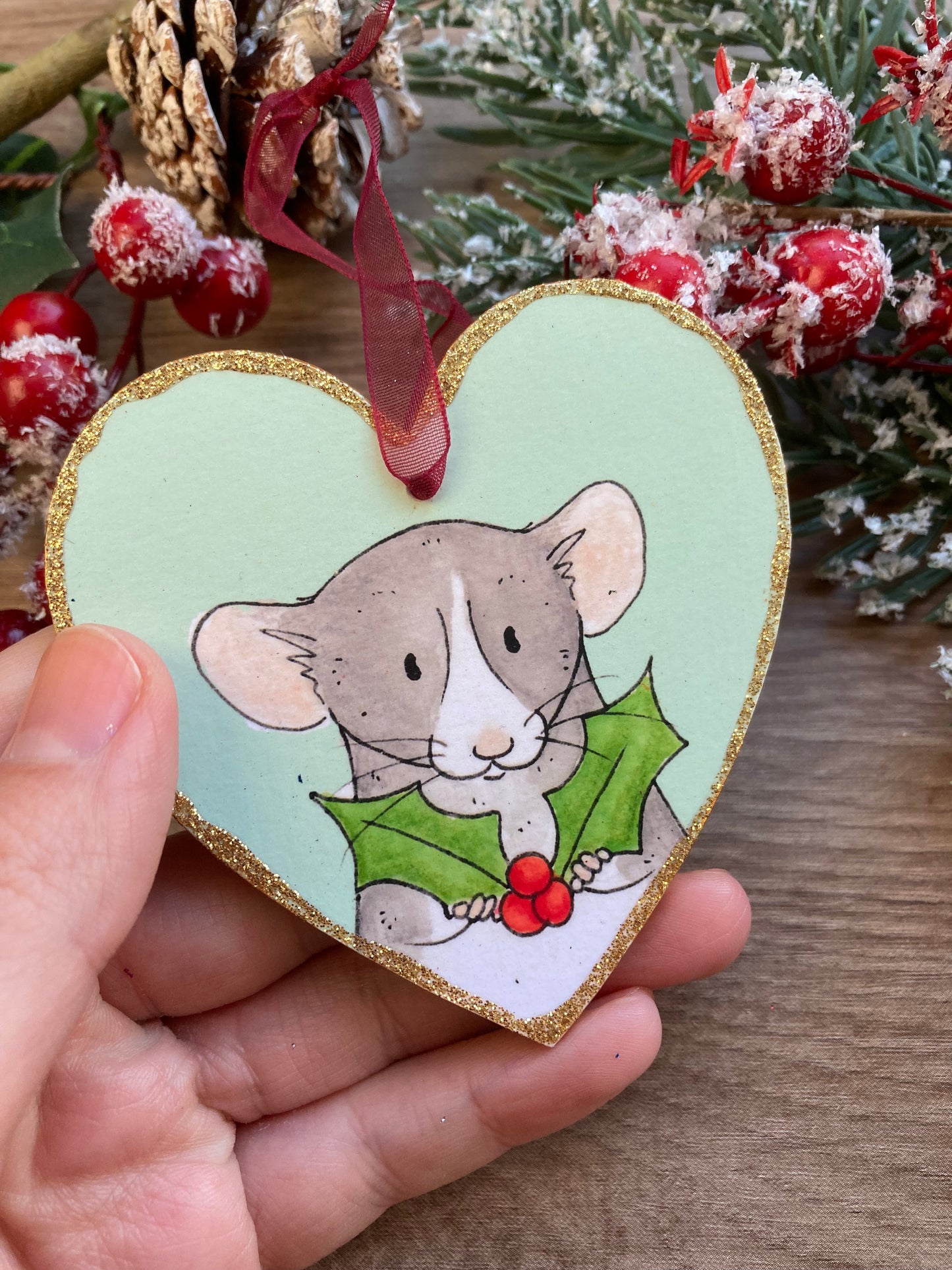 Holly Rat Christmas Tree Decoration - Cute Rat Heart Hanging Tree Ornament - Pet Rat Wooden Heart Tree Ornament